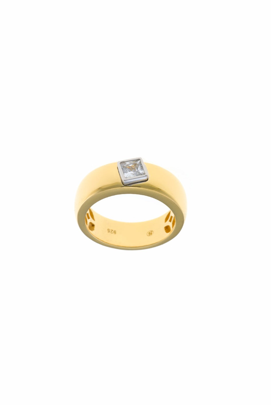 Anillo SALVATORE PLATA realizado chapado dorado y circonita