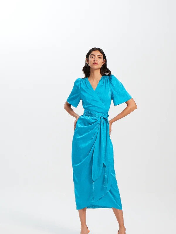 Vestido mioh ines midi de manga corta en color turquesa