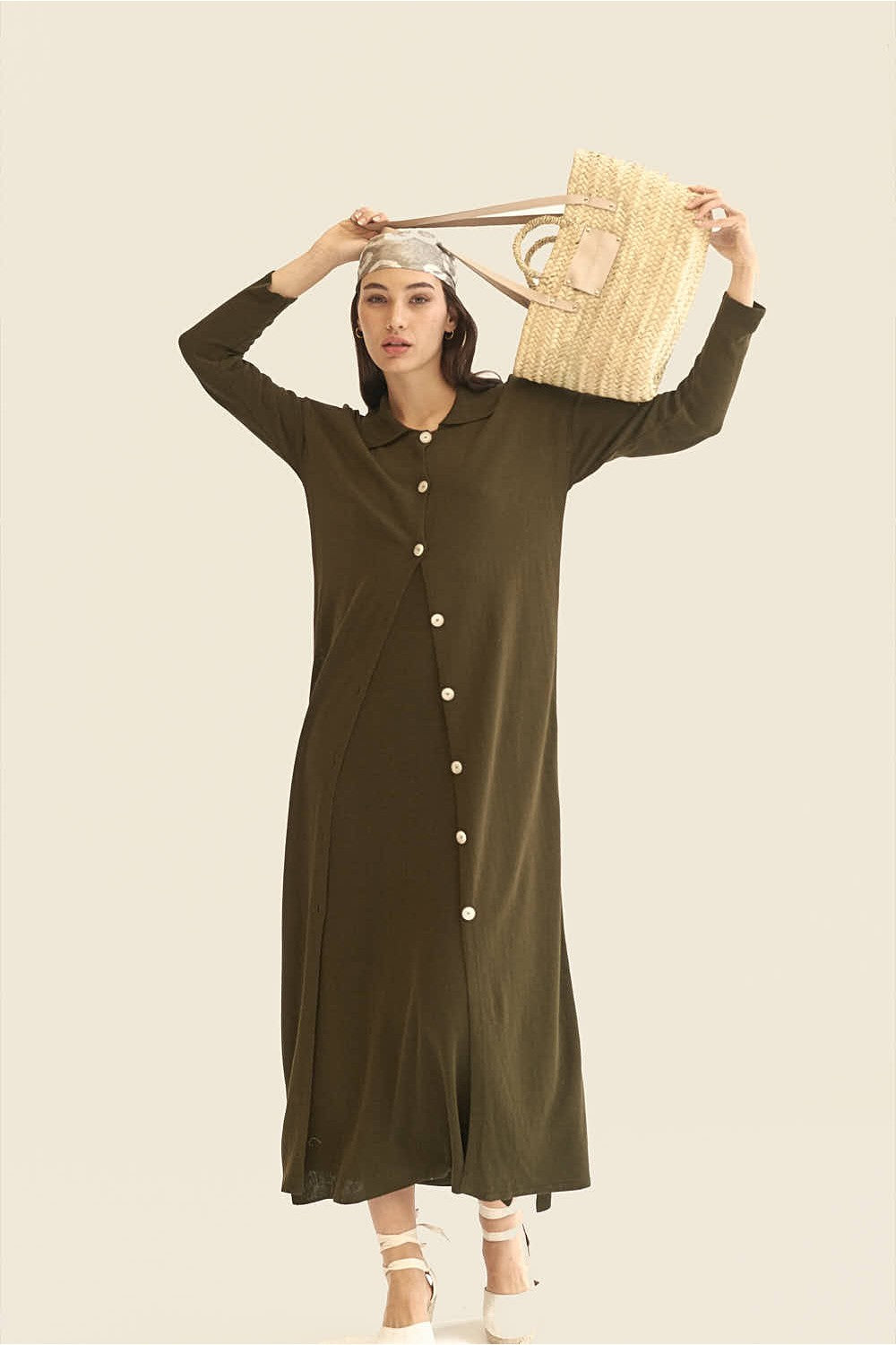 Cardigan mus&bombon sabella largo de punto en color verde oscuro