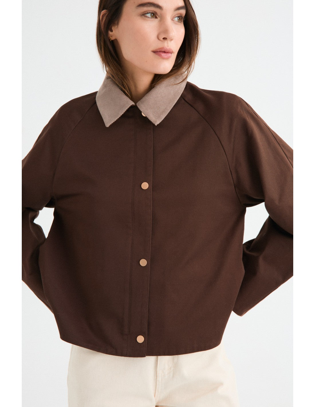 Gabardina corta Mus & Bombon Opal chocolate – vista 2